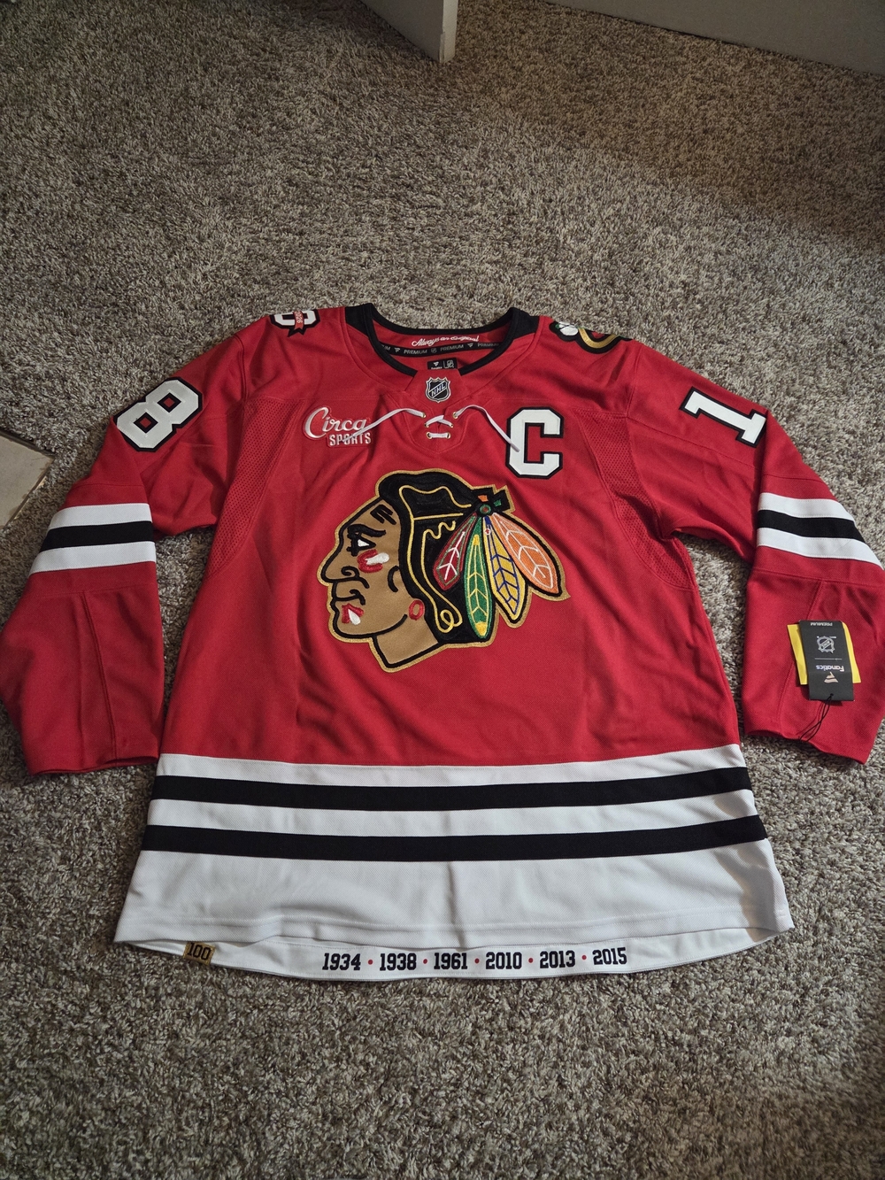 Chicago Blackhawks NHL Hockey Jersey - Savard - Size 56